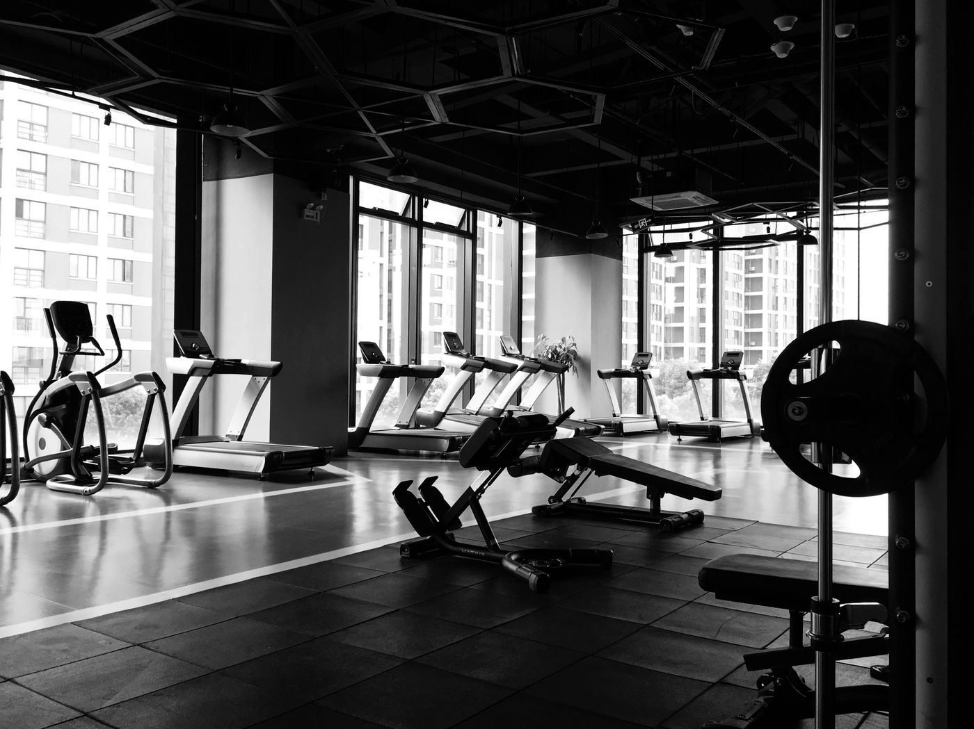 Khu vực tập gym minh họa cho người tìm phòng tập tại Hoàng Huy Commerce